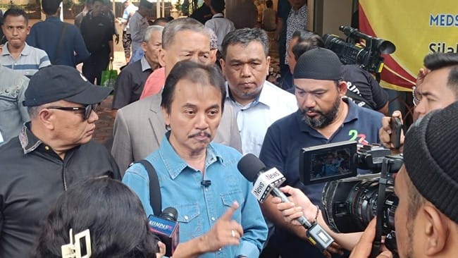 ijazah Jokowi dipersoalkan